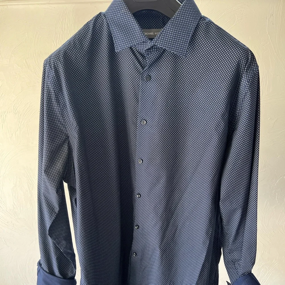 Michael Kors Men’s Button Down (XL) - Picture 1 of 4